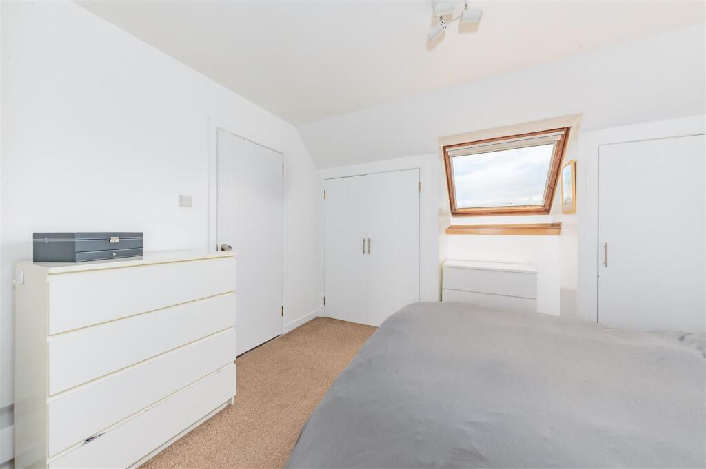 5 Malcolm Crescent Monifieth EDITS-2.JPG