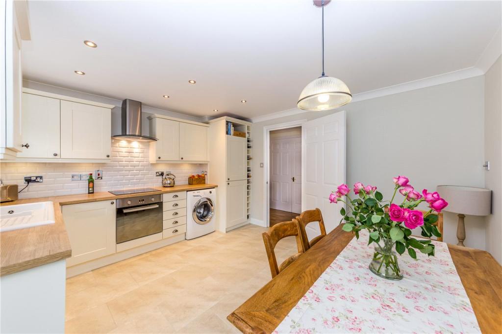 Kitchen/Breakfast Rm