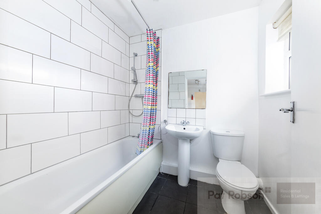 14 bollingbroke st60