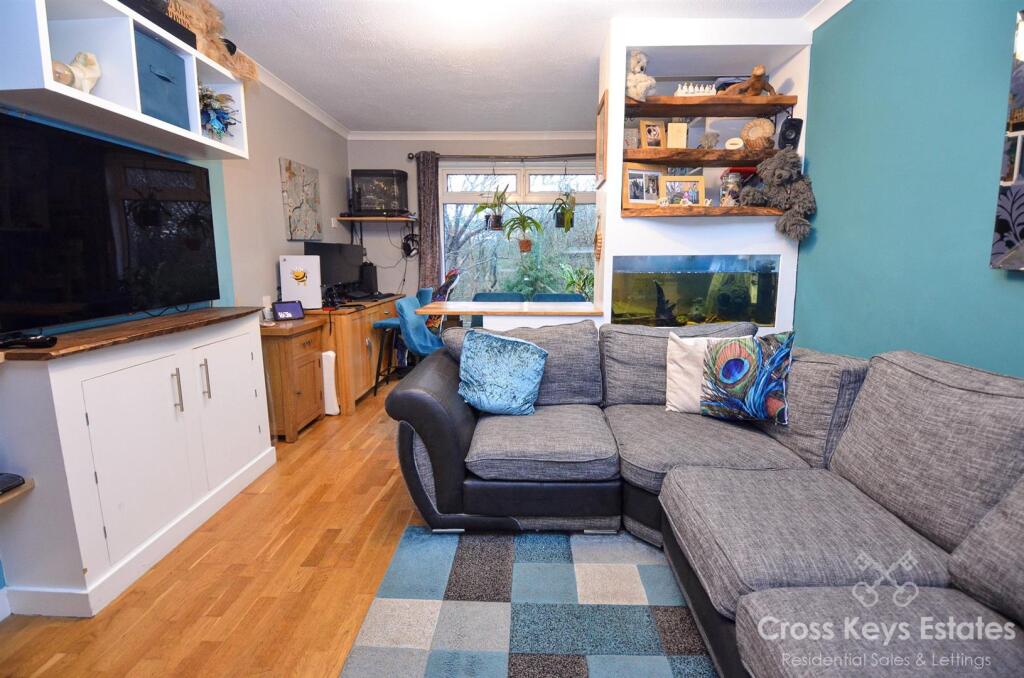 Sitting Room/Dining Room