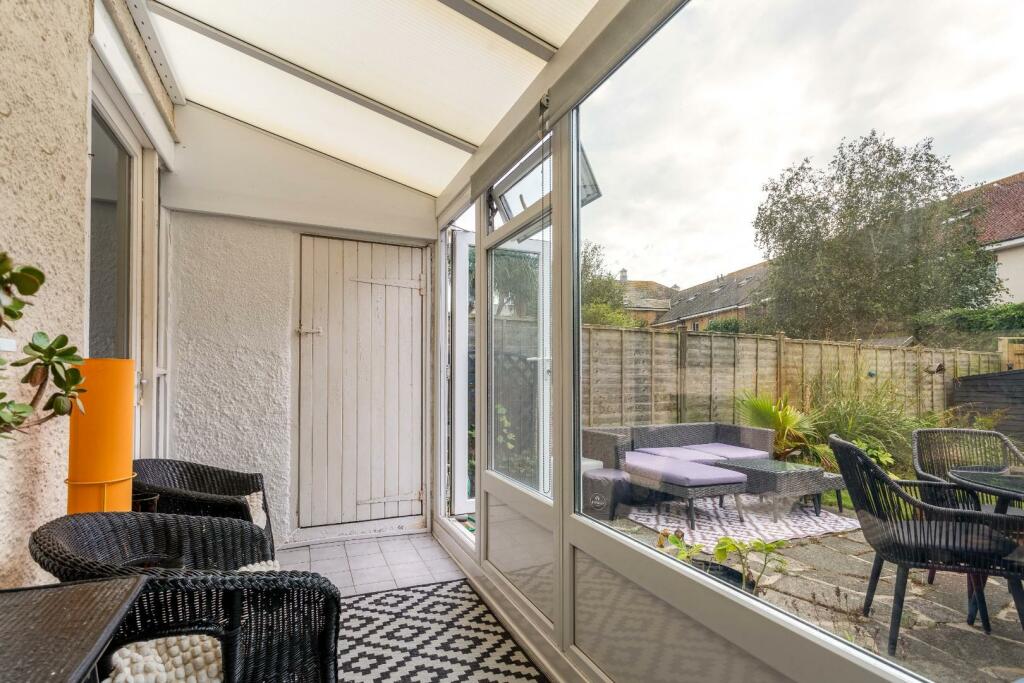 19 Old Shoreham Road-5.jpg