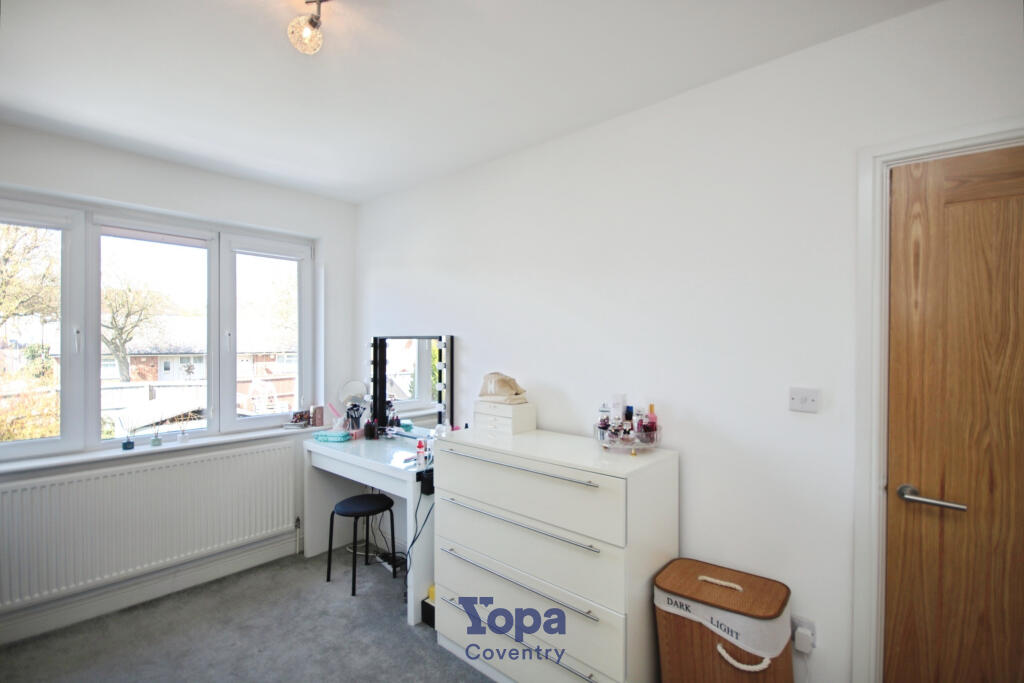 556f2774-Bed 202.JPG
