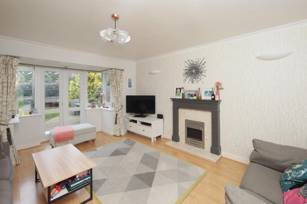 9 Mark Antony Drive Cv34-7.jpg