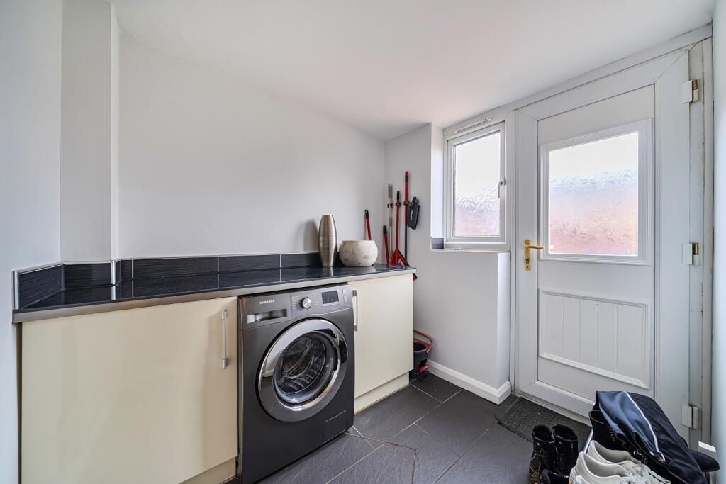 1382834-10-69243780c9925