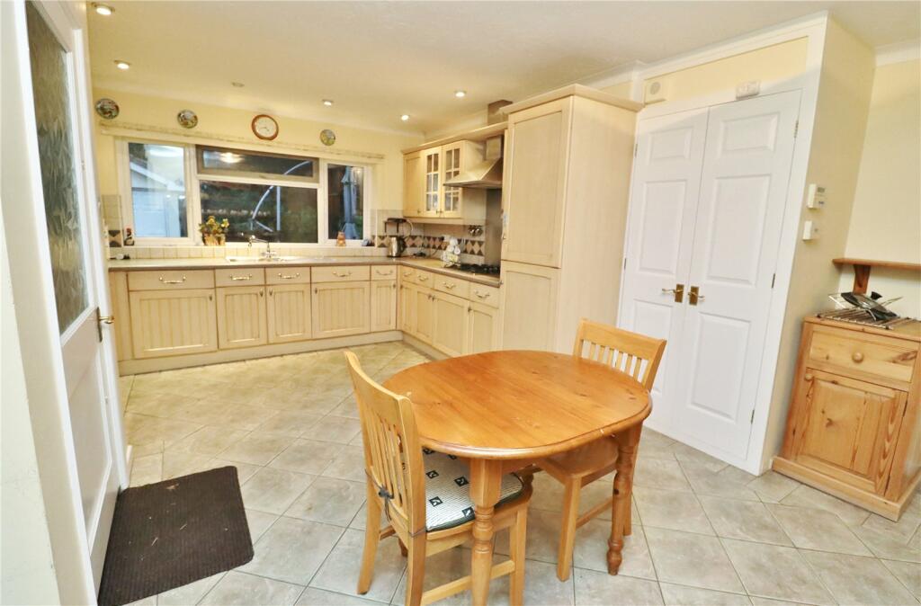 Picture No. 02