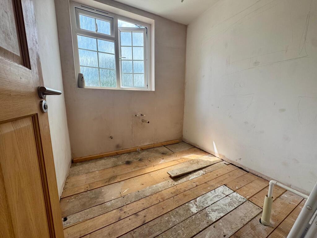 Bedroom Five / Bathroom