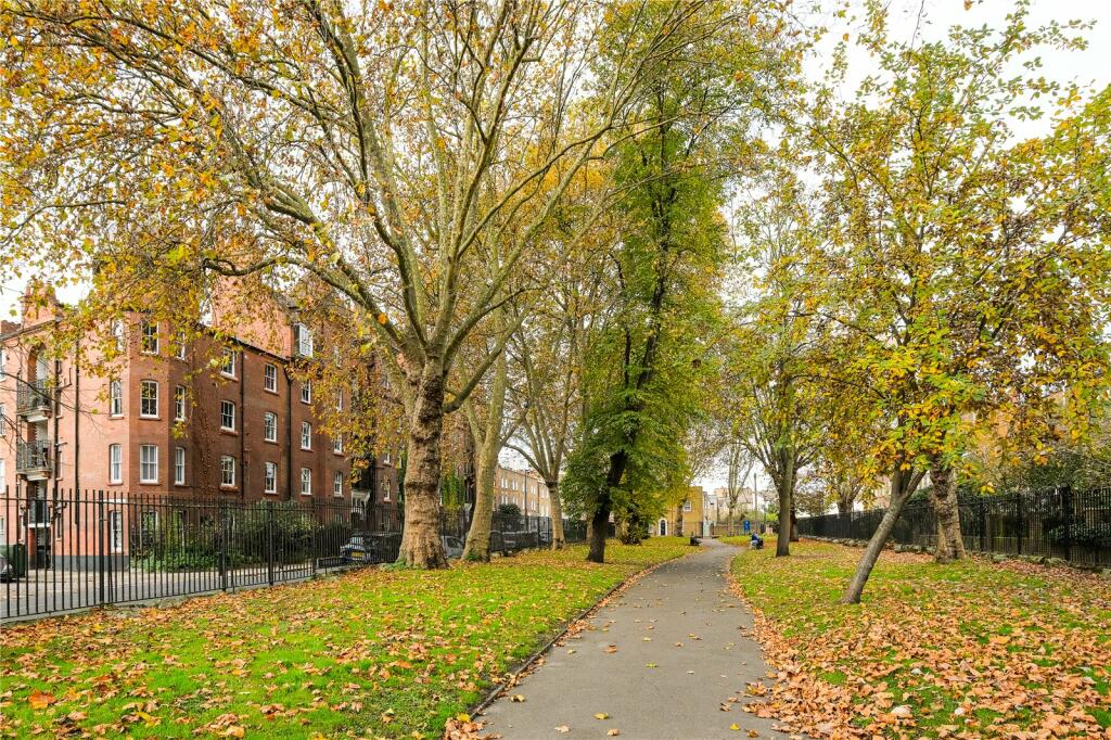 Park Opposite
