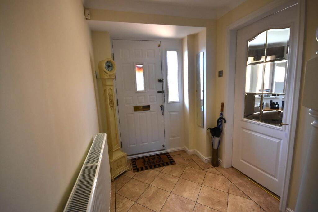 THROUGH ENTRANCE HALL