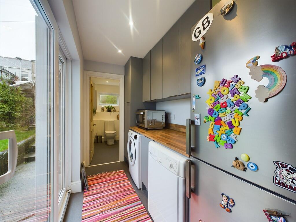 CAM02089G0-PR0289...