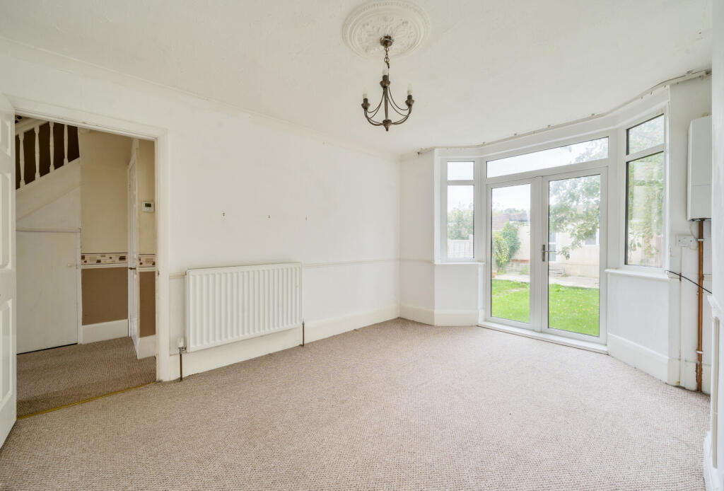 1364874-9-68e9050...