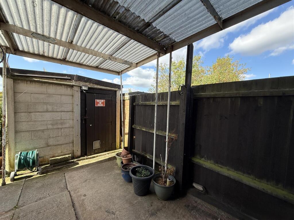 Carport