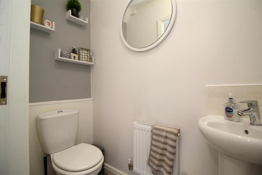 cloakroom.JPG