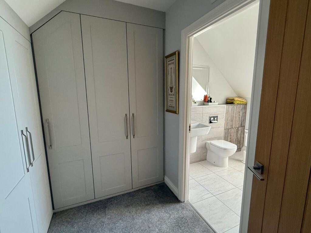 Dressing Space