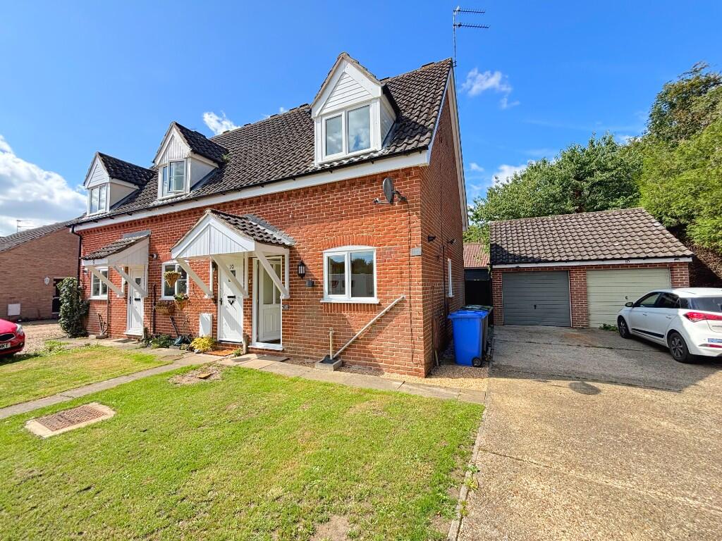 Old Priory Gardens, NR34