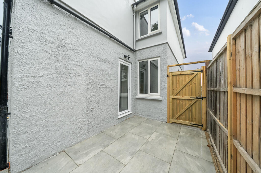 1318723-16-686508...