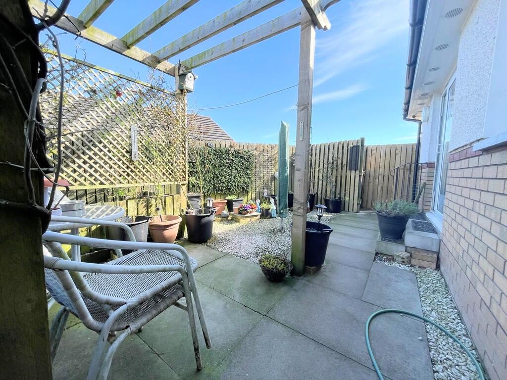 IMG-20250401-WA00...