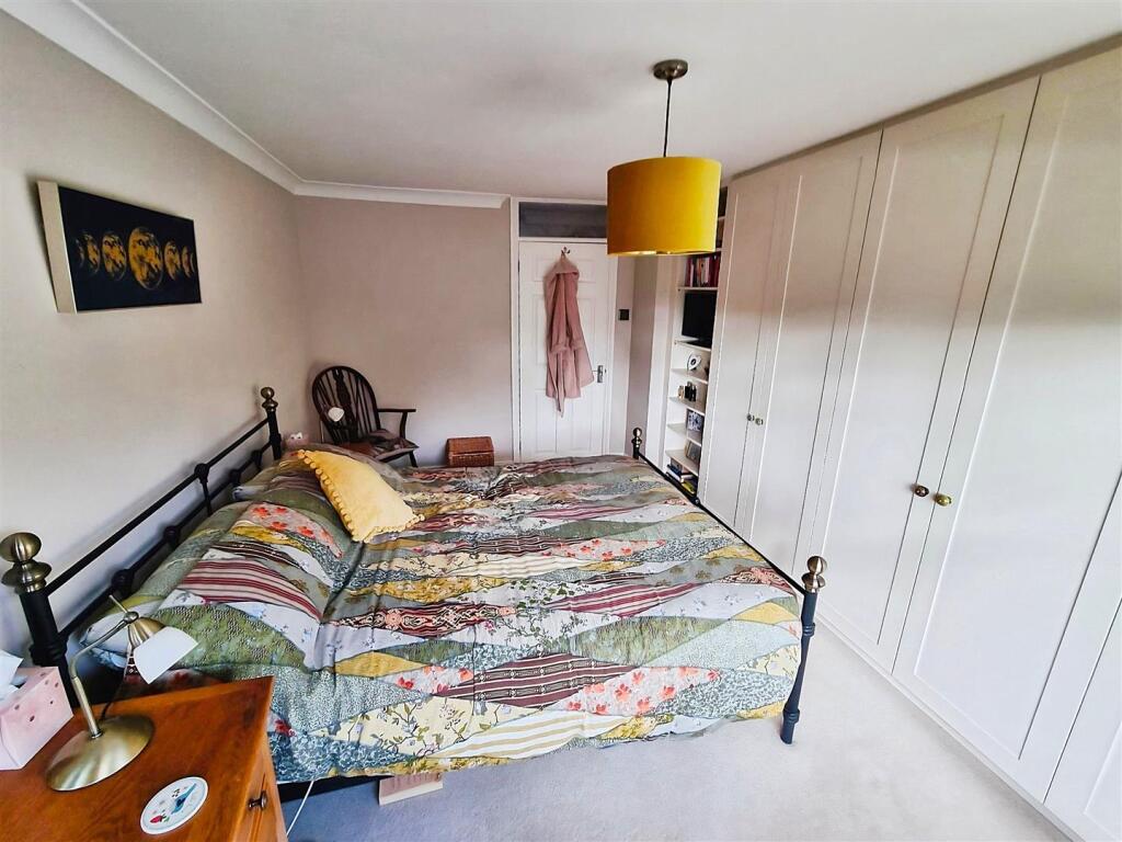 2aefa759-PHOTO-2025-11-04-11-40-07 20 282 29.jpg