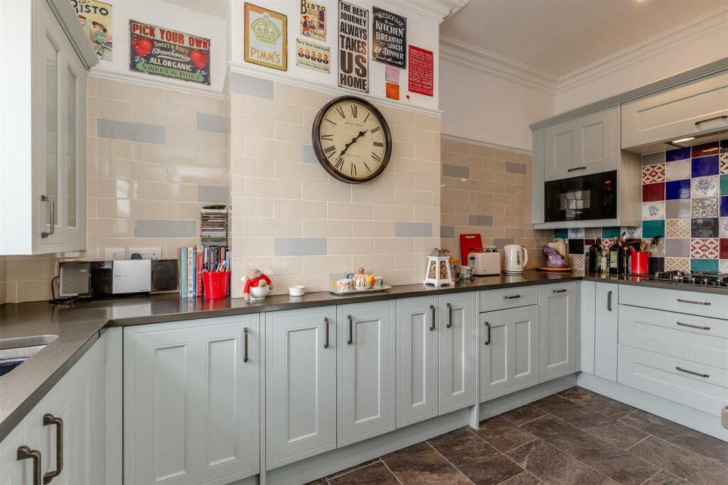 Henleaze Road, Henleaze Kitchen 1.jpg