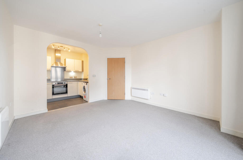 1375552-3-690a241...