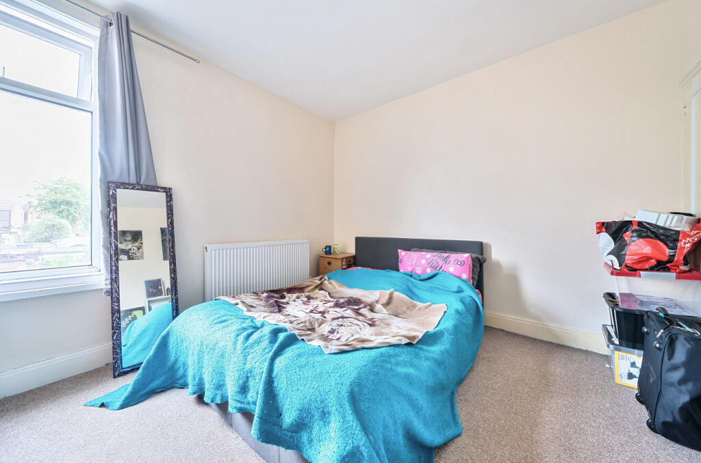 1300499-11-684940...