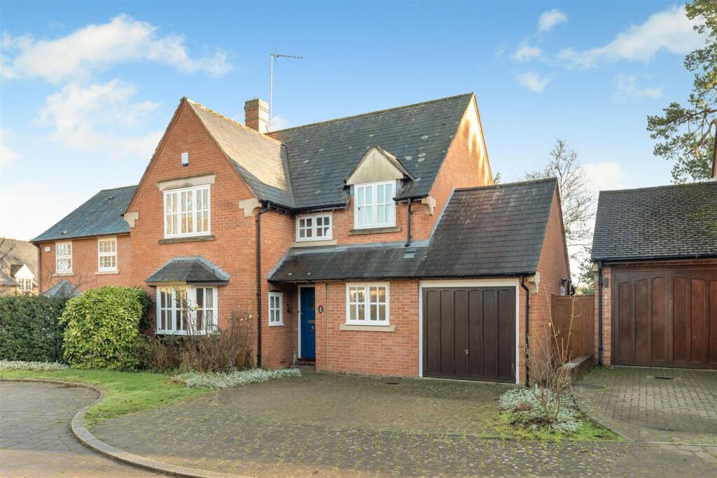 20 Lake Walk, Adderbury-1.jpg