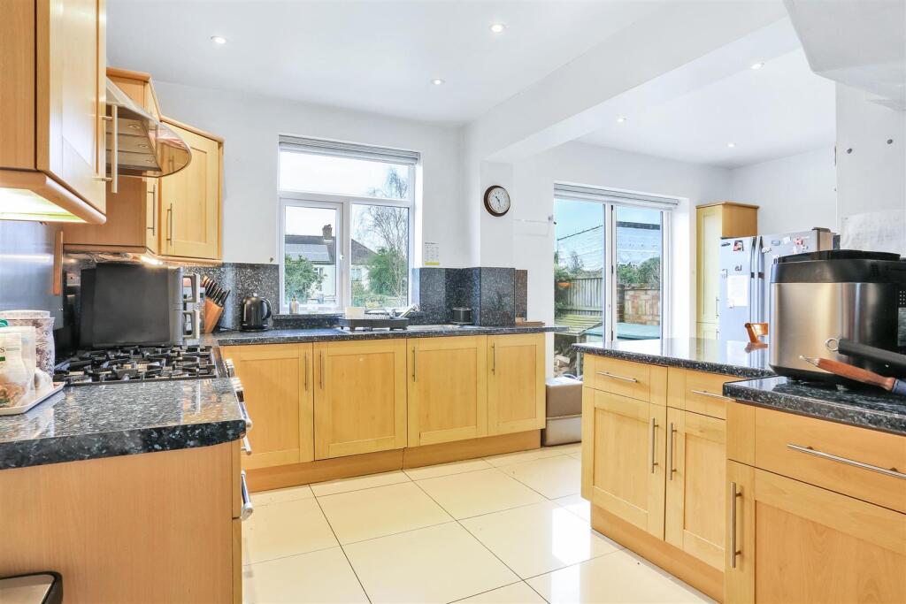 1414479588 -  10.jpg