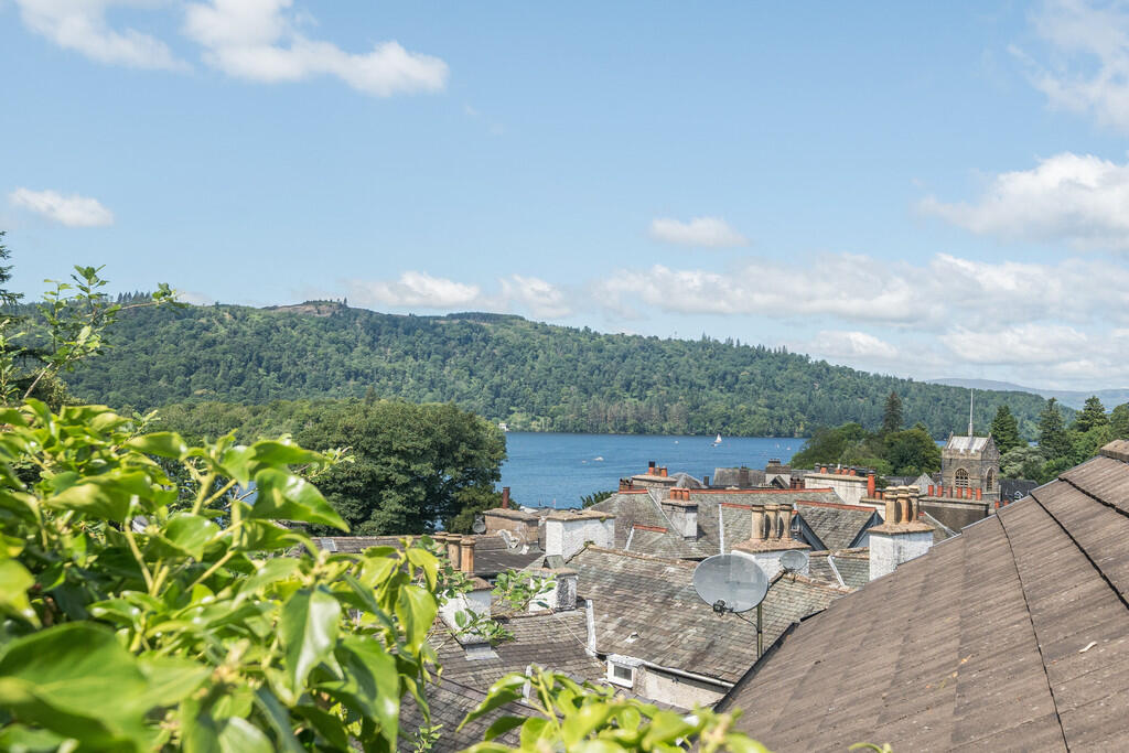 Windermere Lake V...