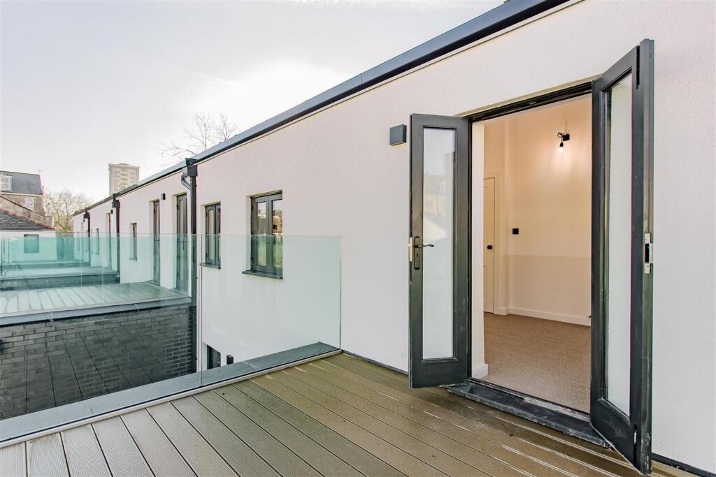 MB_number 4_fonthill mews_31.jpg