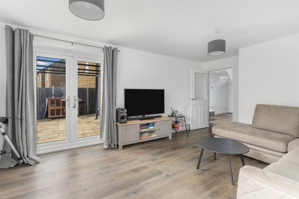 9 Blackwell Drive, Bodicote-6.jpg