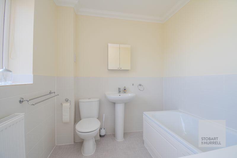 Family Bathroom 
