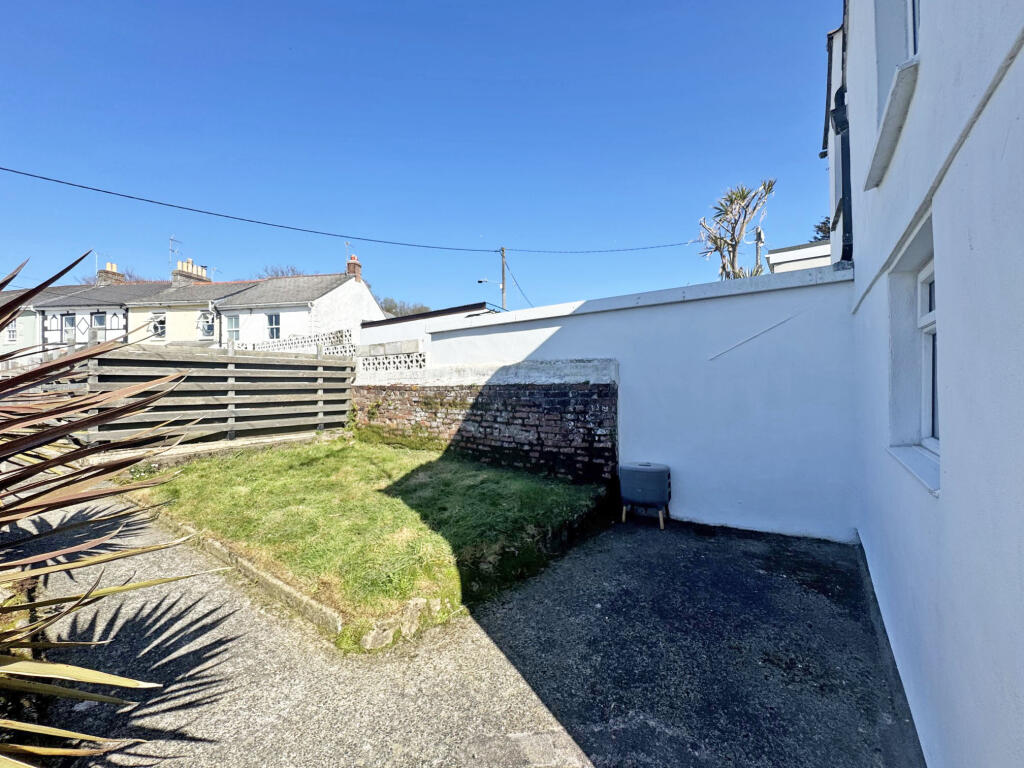 (4) resized_image00024.