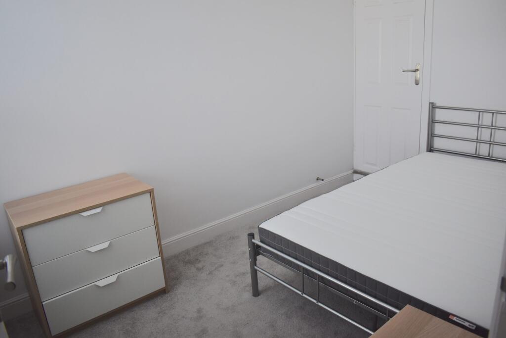 1 Charles Street - Bedroom.jpg