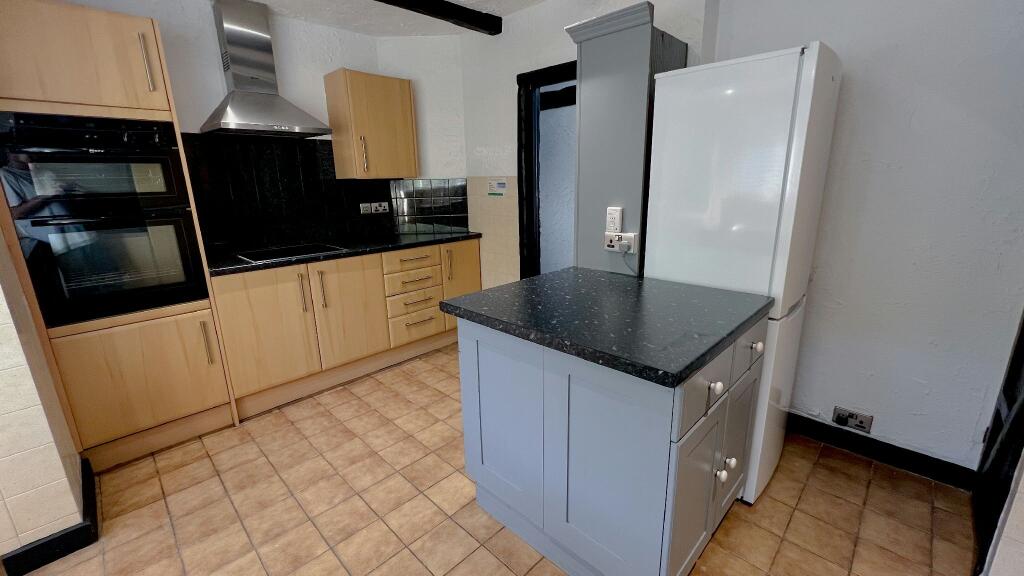 6th Photo Of Kitchen