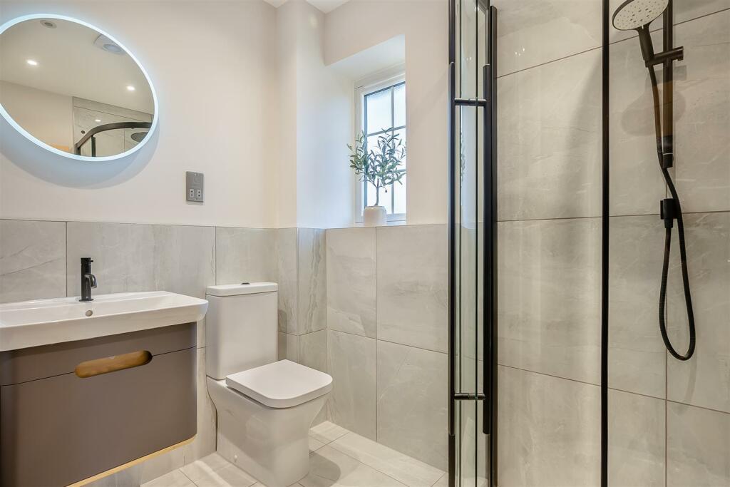 8581130-interior08.jpg
