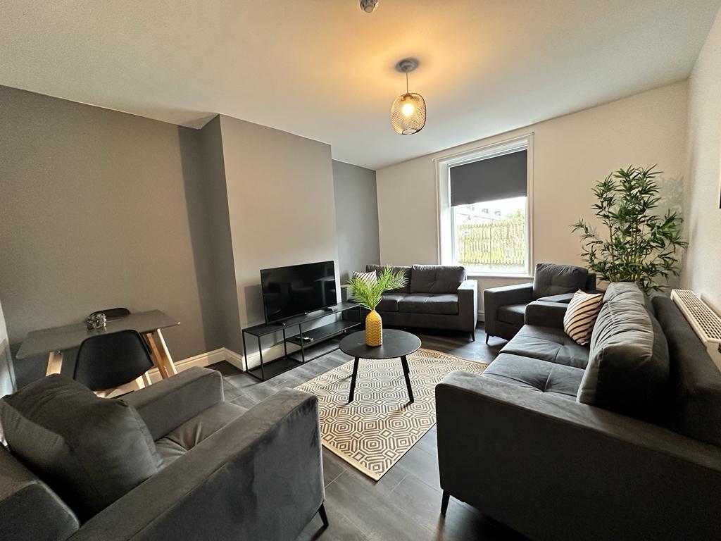 2-4 Collinge Street  (5).jpeg