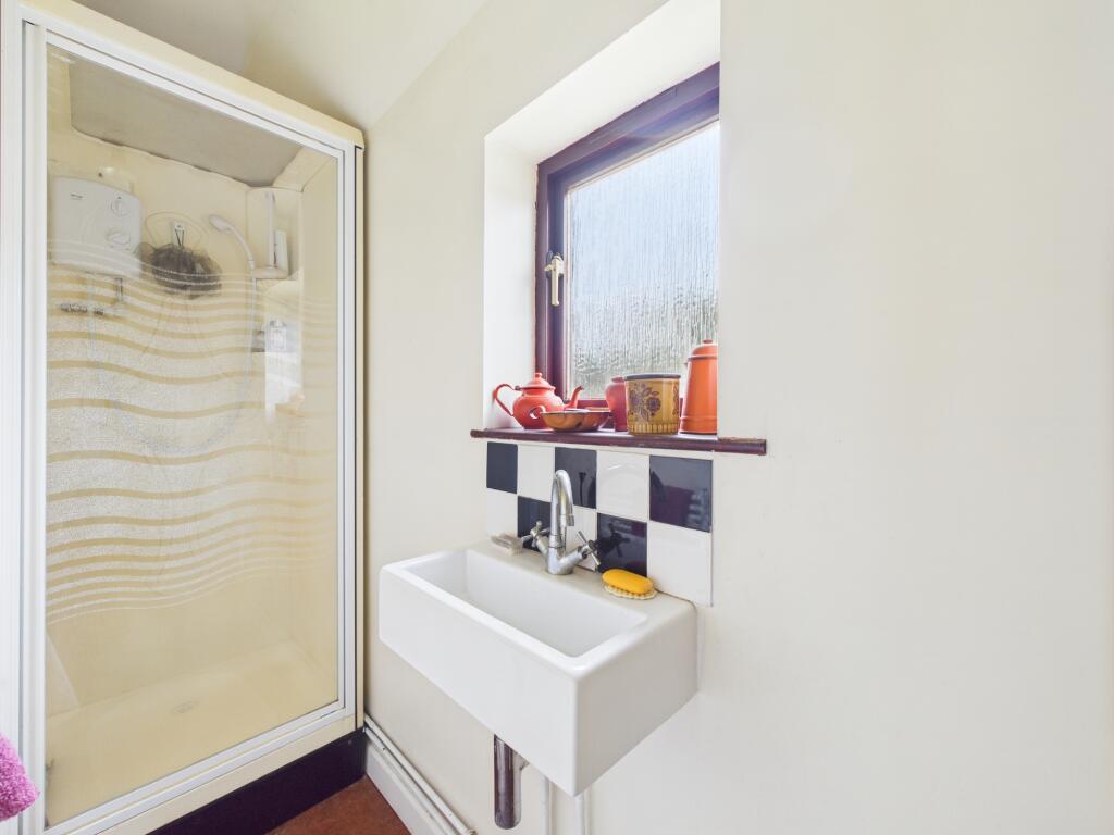 Ground Floor Shower Room