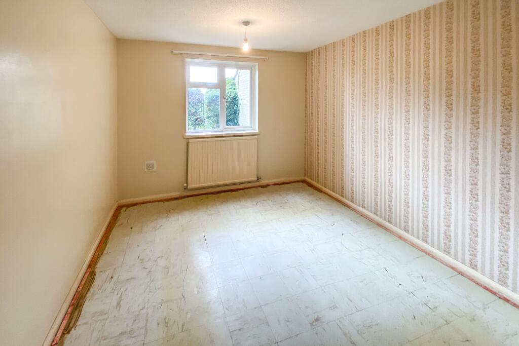 22 The Glebe, Calne, Wiltshire, SN11 8HB