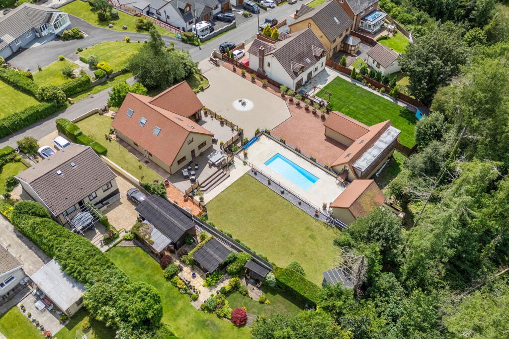 Parish Road, Cwmgwrach, Neath