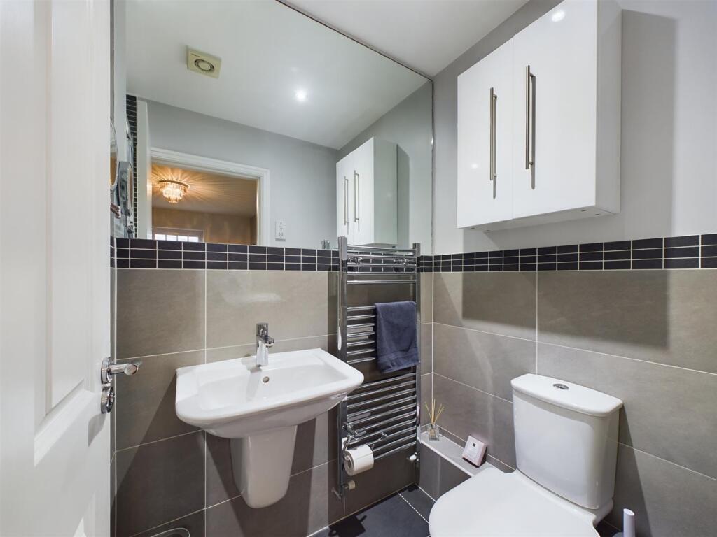 En-Suite Shower Room