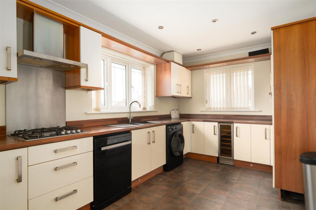Kitchen-2.jpg