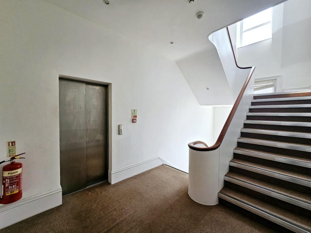 06ac4138-6aa0-48f5-b01a-1eb8653de86f