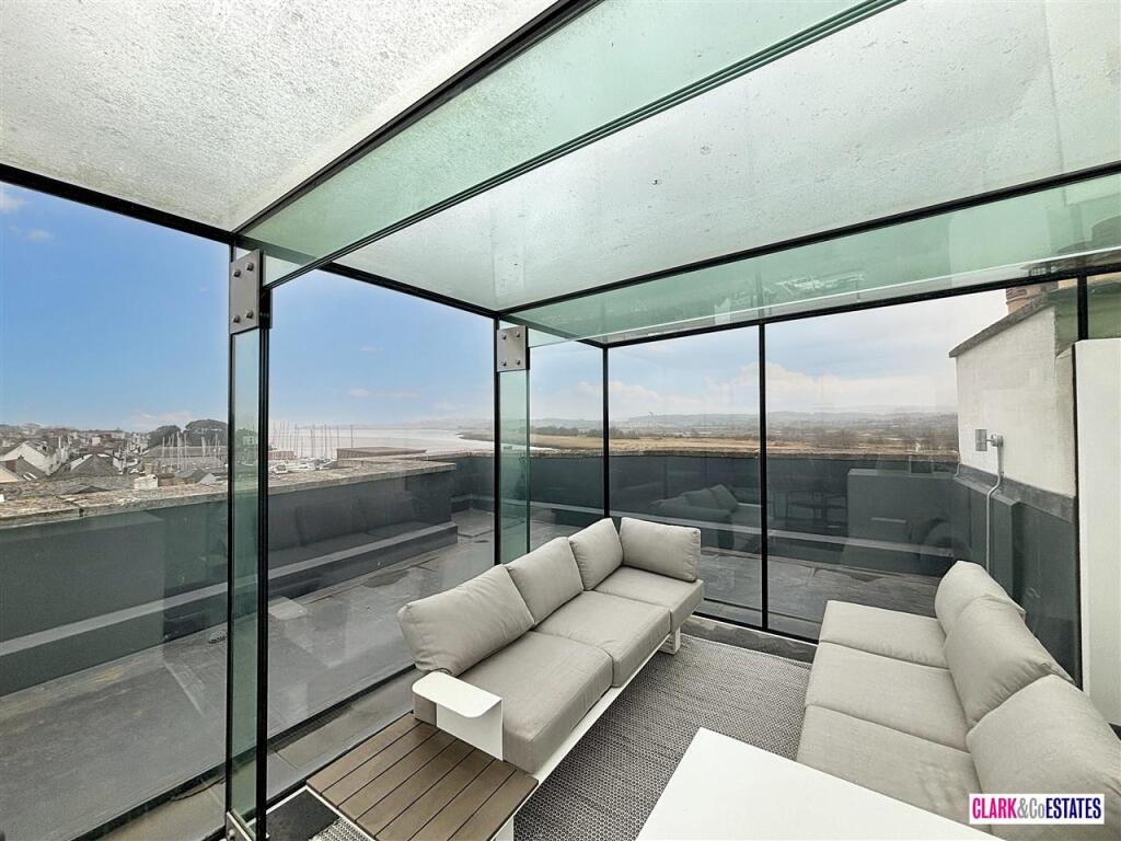 Glass Terrace Room