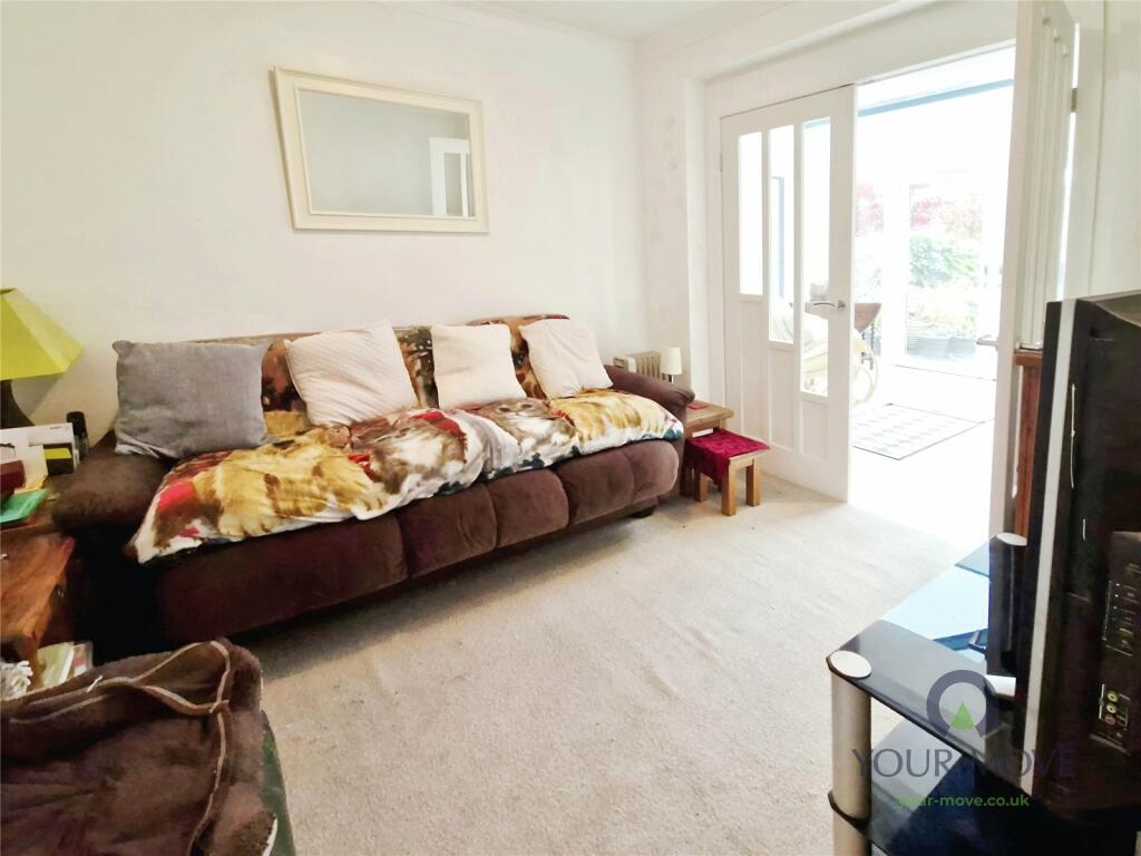 Dining Room/Bedroom