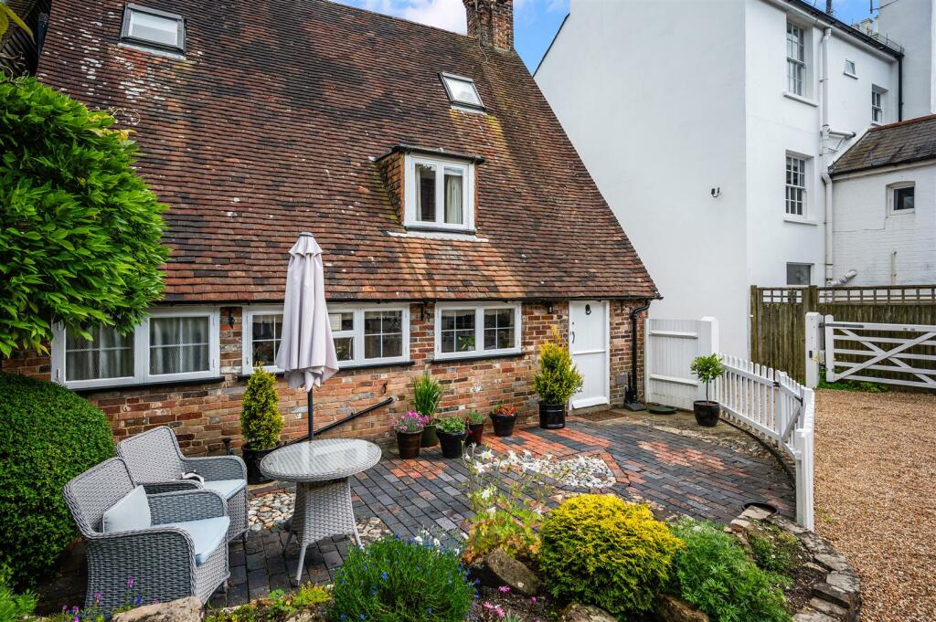 COBBLERS COTTAGE- (20).jpg