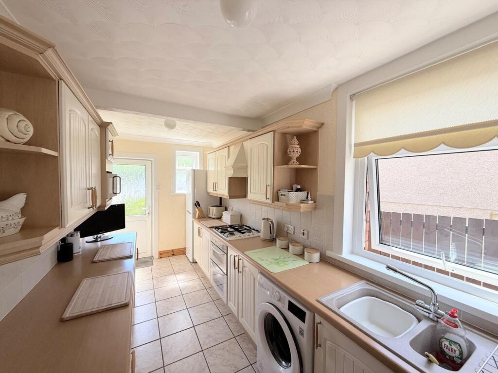 PHOTO-2025-05-03-19-44-27 21