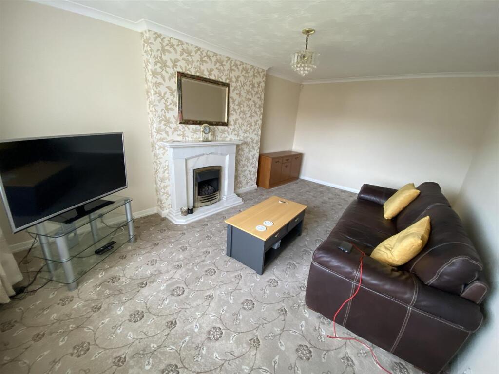 Lounge: