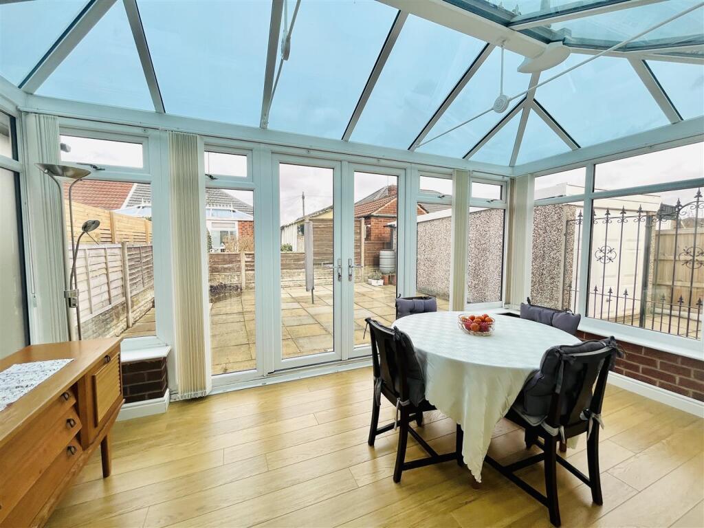 Dining Conservatory Aspect 3