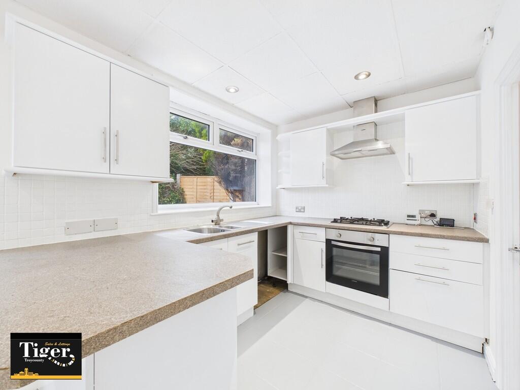 CAM03440G0-PR0433...