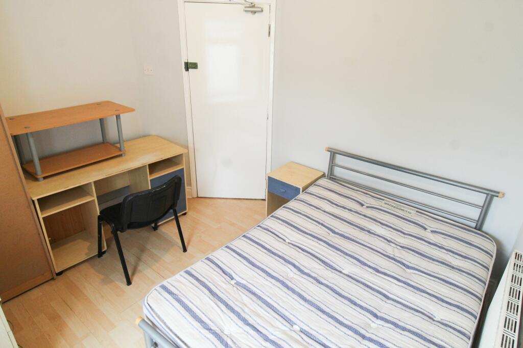 Bedroom5