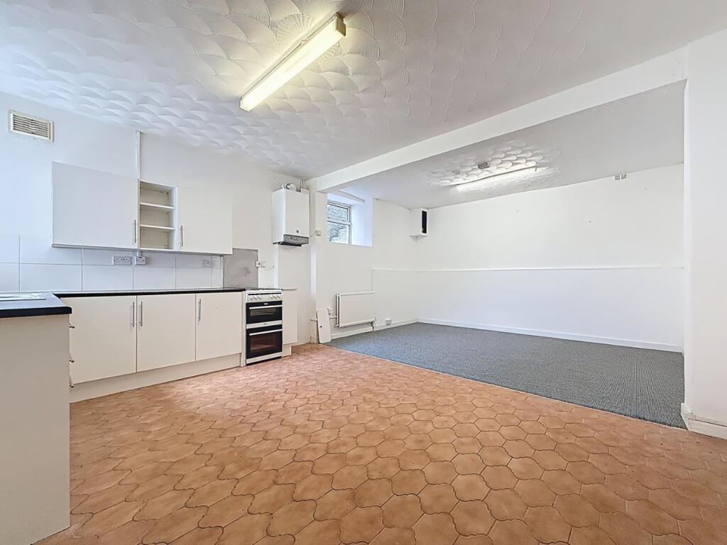 Flat 1 - Lounge / Kitchen